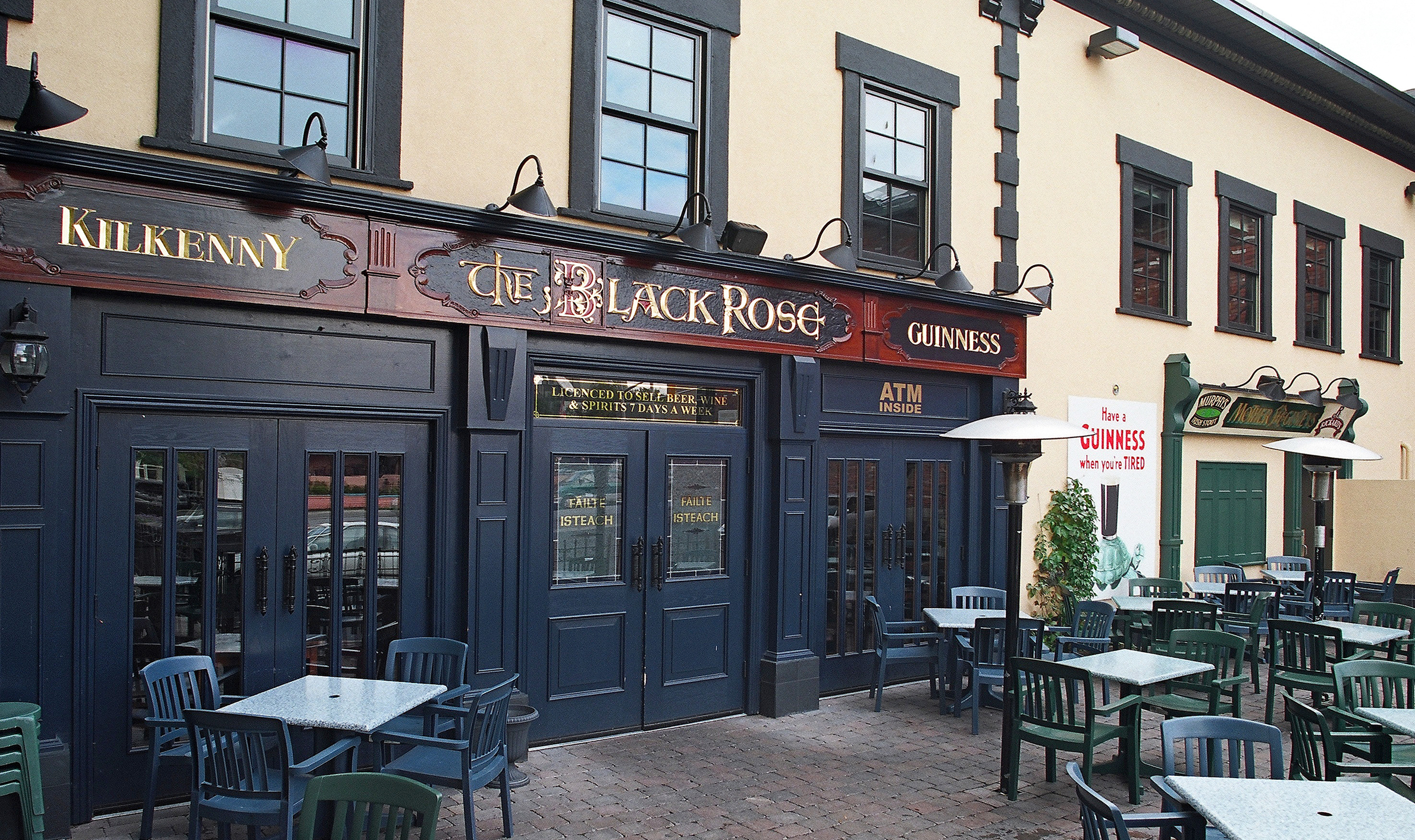 Heart & Crown's outdoor seating area featuring tables and chairs, highlighting TOFCON's construction efforts in Ottawa.