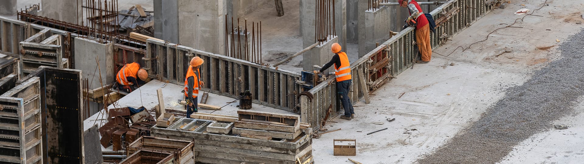A team of construction workers at a site, representing TOFCON's commitment to quality in commercial construction in Ottawa.